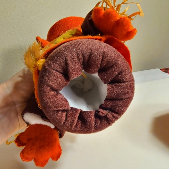 Vintage Handmade Scarecrow and Pumpkin Fall Halloween Decoration - Picture 4 of 8